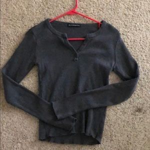 BRANDY MELVILLE SWEATER